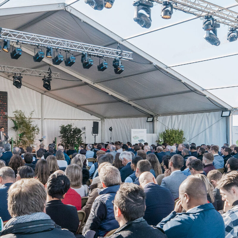 Le GROUPE IDEC pose la première pierre de son CAMPUS