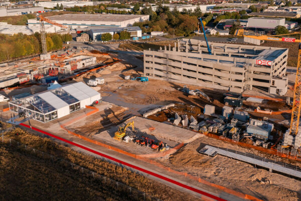 Le GROUPE IDEC pose la première pierre de son CAMPUS