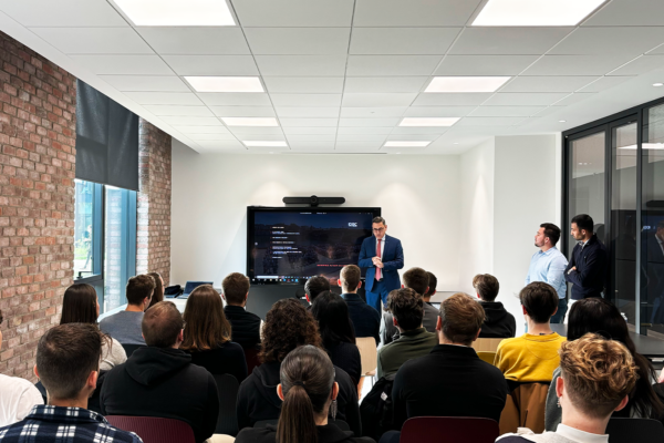 Vivez l'expérience GROUPE IDEC en Alternance