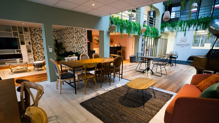 Promoteur immobilier immeuble de bureaux et espaces de coworking